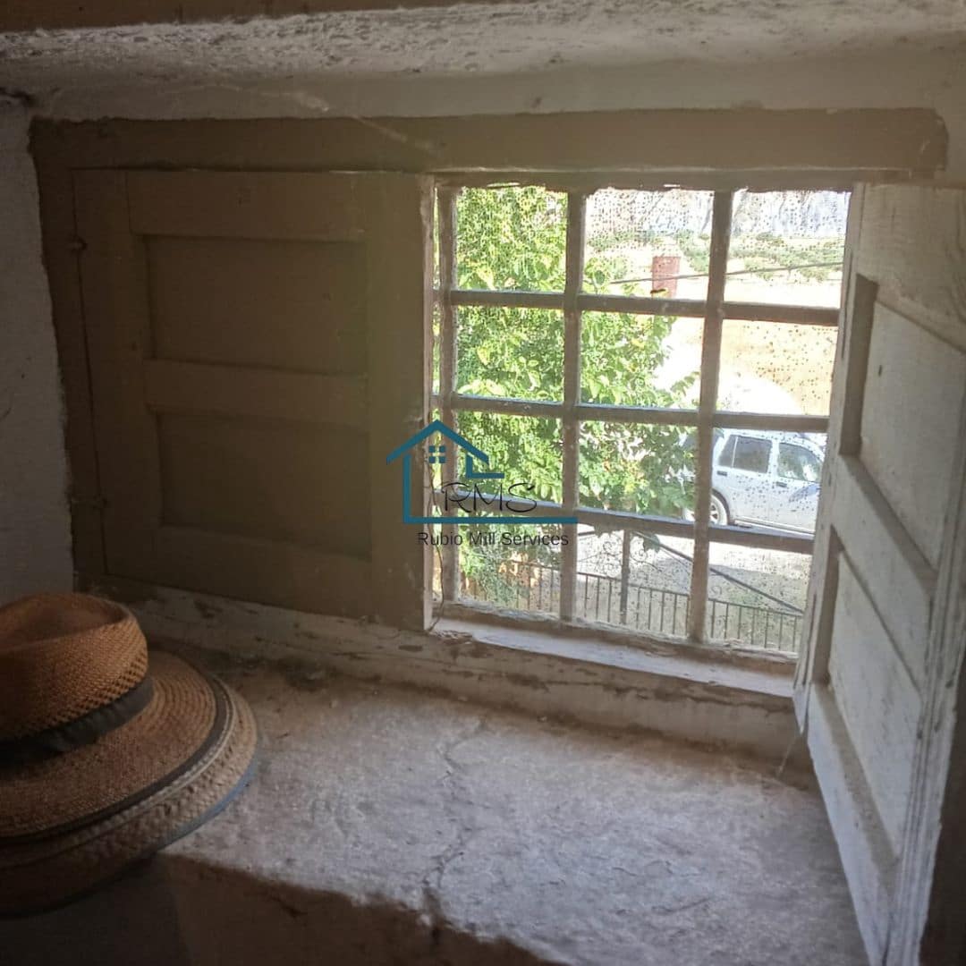 3 soveværelse Rækkehus til salg i Velez-Rubio med garage - € 90.000 (Ref: 9135911)