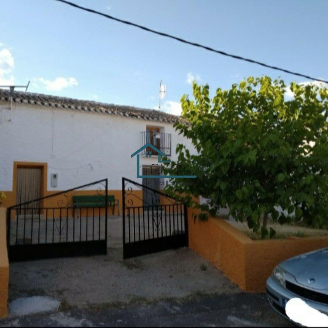 3 soveværelse Rækkehus til salg i Velez-Rubio med garage - € 90.000 (Ref: 9135911)