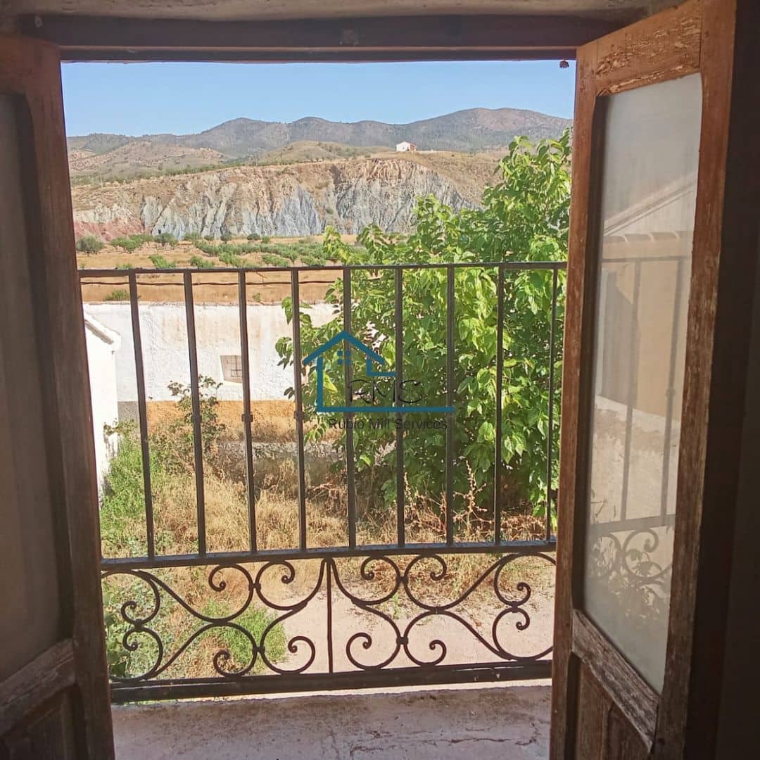 3 soveværelse Rækkehus til salg i Velez-Rubio med garage - € 90.000 (Ref: 9135911)