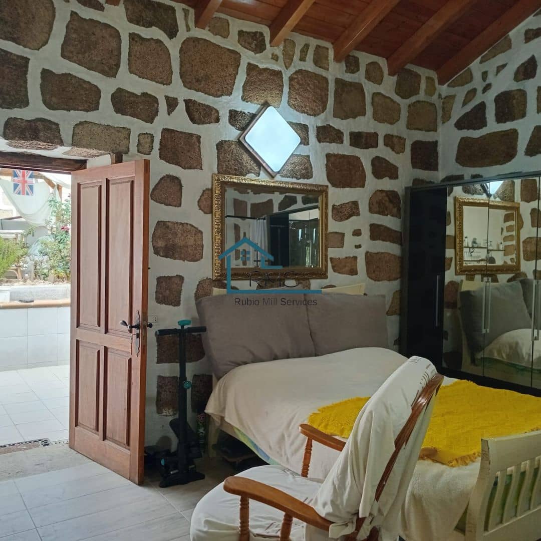 4 soveværelse Villa til salg i Granadilla de Abona med swimmingpool - € 595.000 (Ref: 9218817)