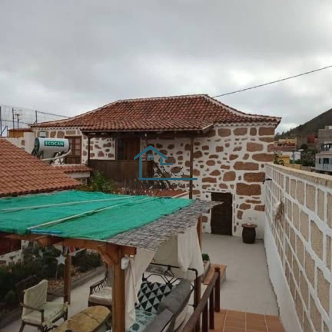 4 soveværelse Villa til salg i Granadilla de Abona med swimmingpool - € 595.000 (Ref: 9218817)