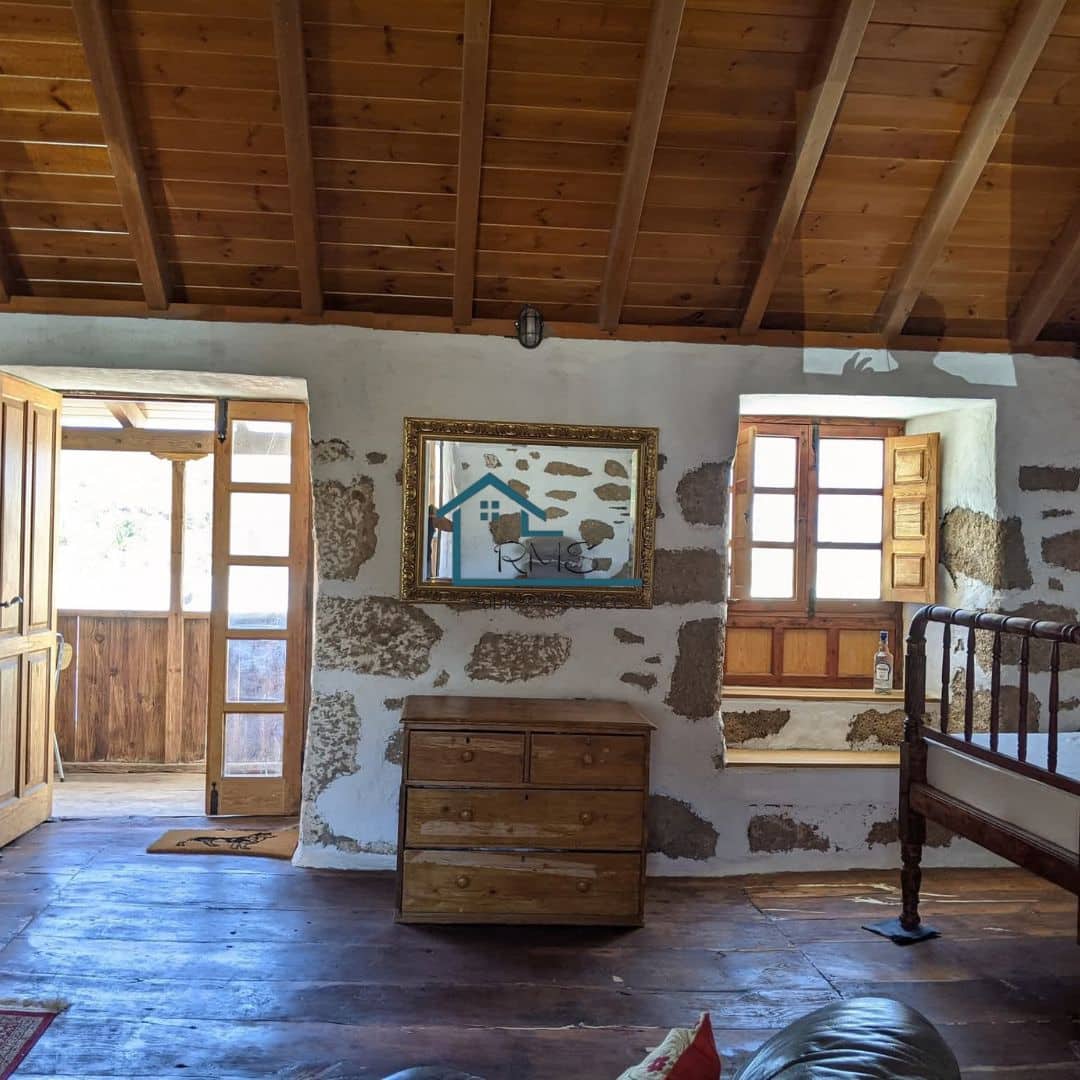 4 soveværelse Villa til salg i Granadilla de Abona med swimmingpool - € 595.000 (Ref: 9218817)