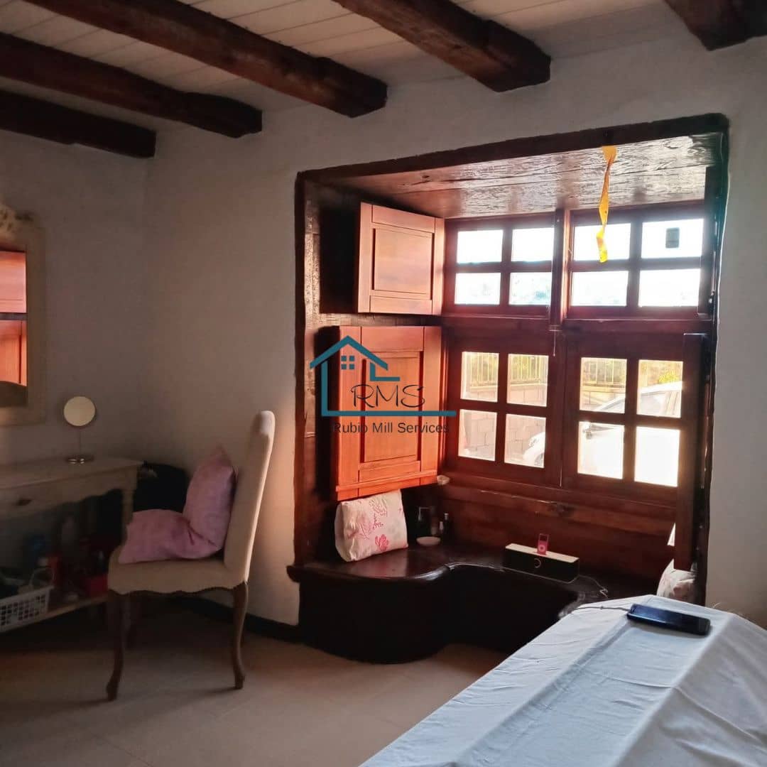 4 soveværelse Villa til salg i Granadilla de Abona med swimmingpool - € 595.000 (Ref: 9218817)