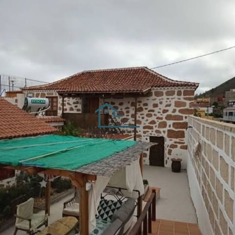 4 soveværelse Villa til salg i Granadilla de Abona med swimmingpool - € 595.000 (Ref: 9218817)