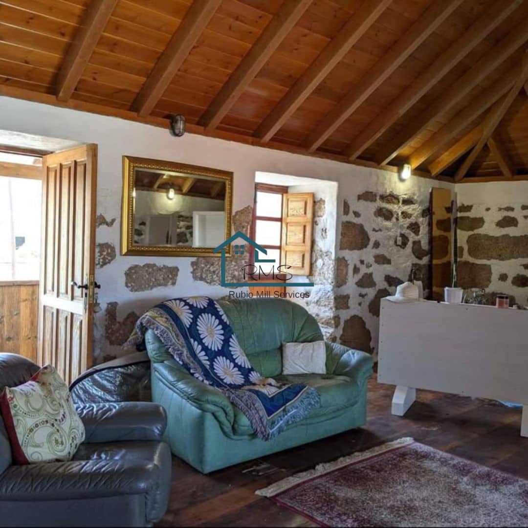 4 soveværelse Villa til salg i Granadilla de Abona med swimmingpool - € 595.000 (Ref: 9218817)