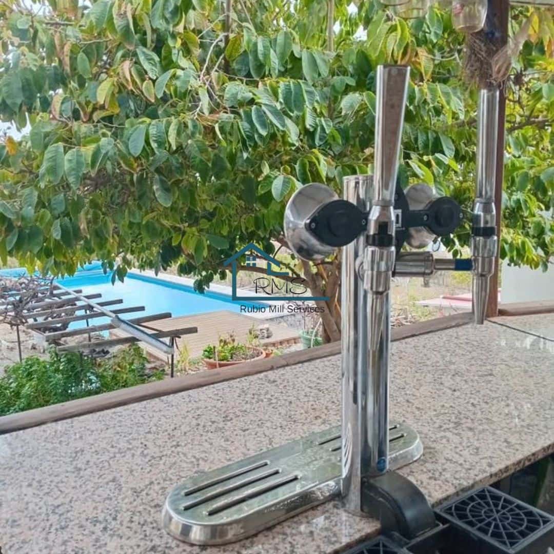 4 soveværelse Villa til salg i Granadilla de Abona med swimmingpool - € 595.000 (Ref: 9218817)
