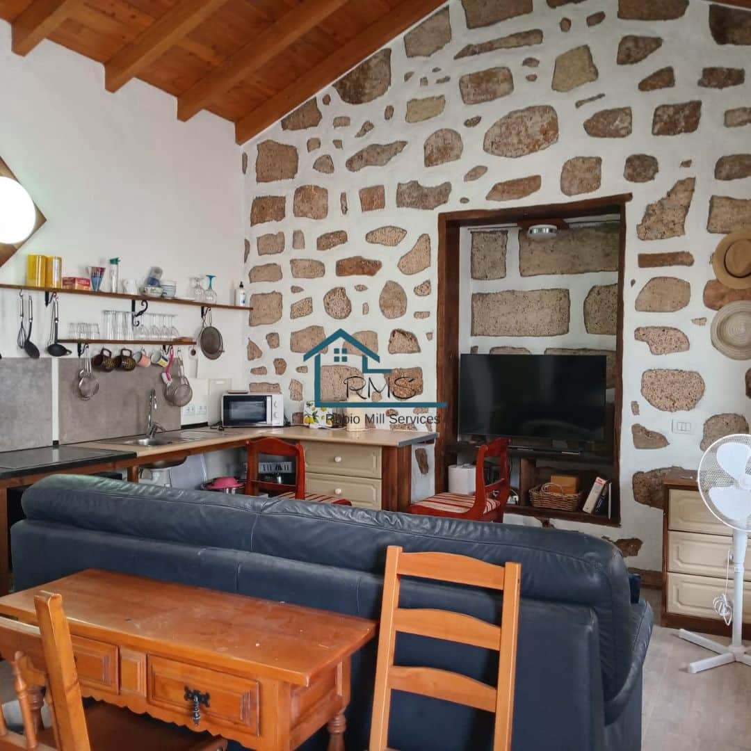 4 soveværelse Villa til salg i Granadilla de Abona med swimmingpool - € 595.000 (Ref: 9218817)