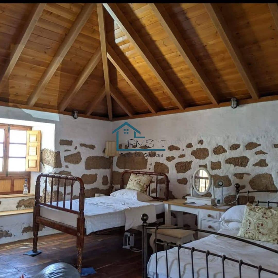 4 soveværelse Villa til salg i Granadilla de Abona med swimmingpool - € 595.000 (Ref: 9218817)