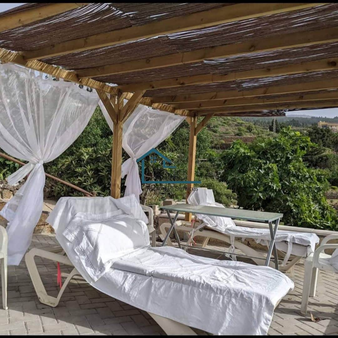 4 soveværelse Villa til salg i Granadilla de Abona med swimmingpool - € 595.000 (Ref: 9218817)