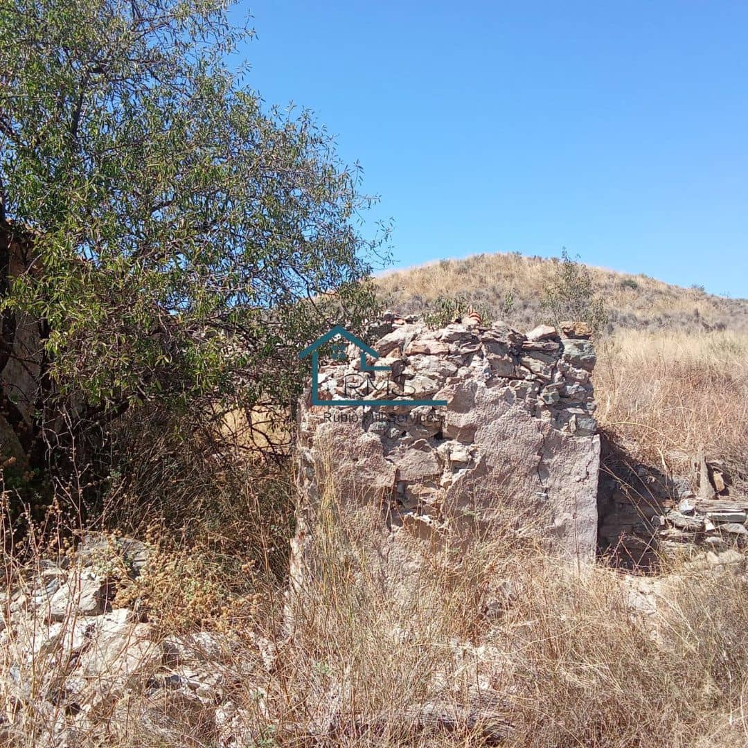 Ruin till salu i Henares - 45 000 € (Ref: 9231256)