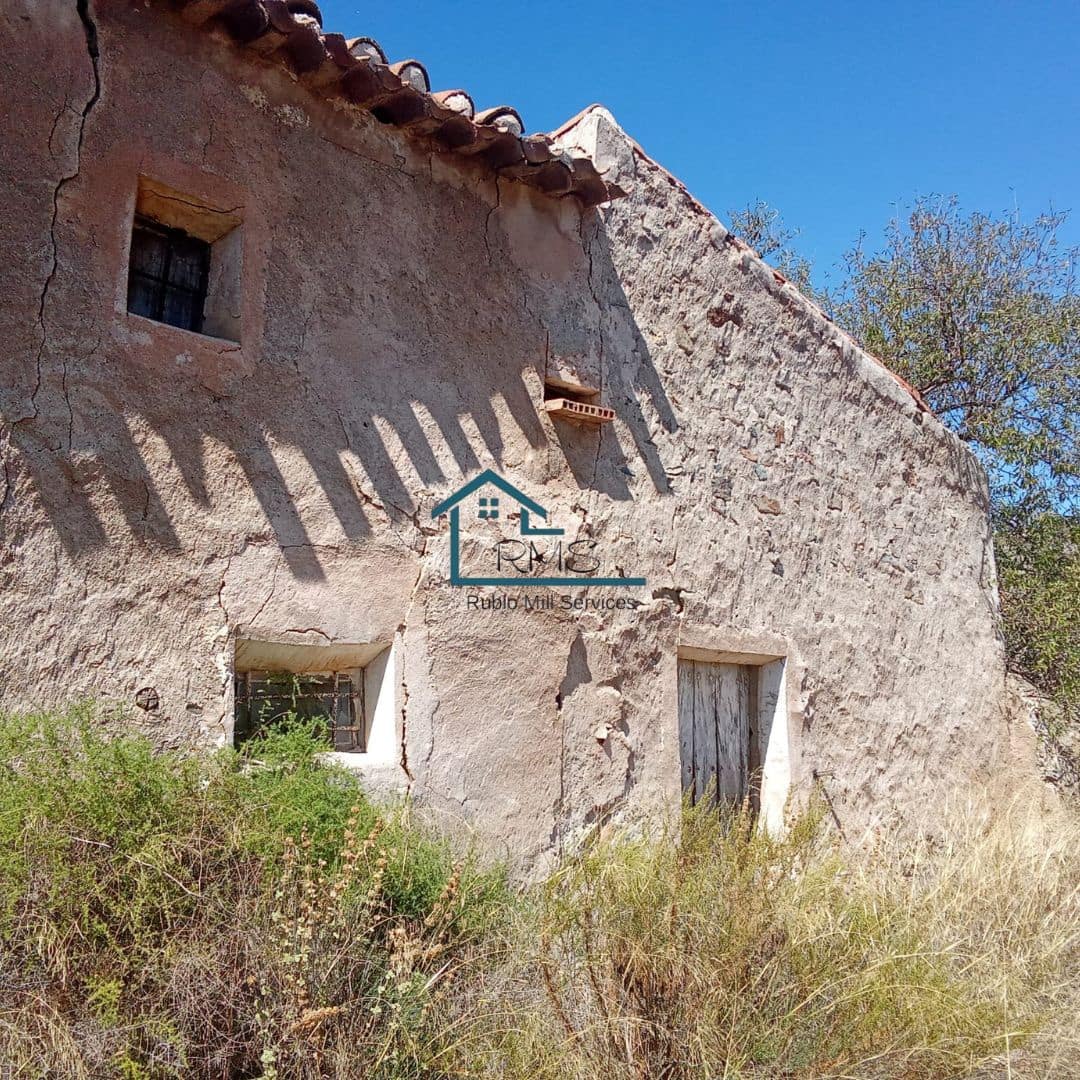 Ruin till salu i Henares - 45 000 € (Ref: 9231256)