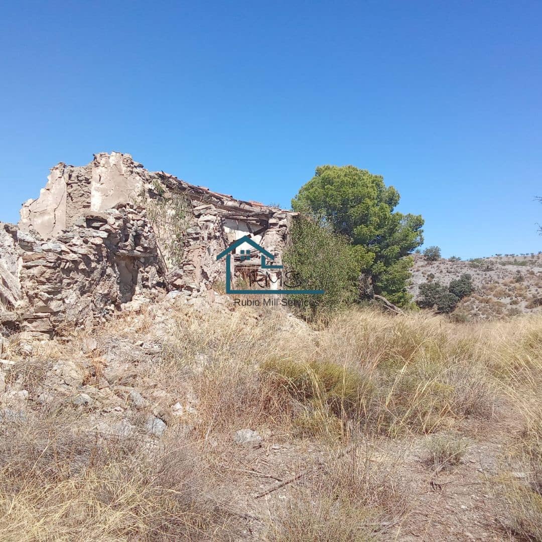Ruin till salu i Henares - 45 000 € (Ref: 9231256)