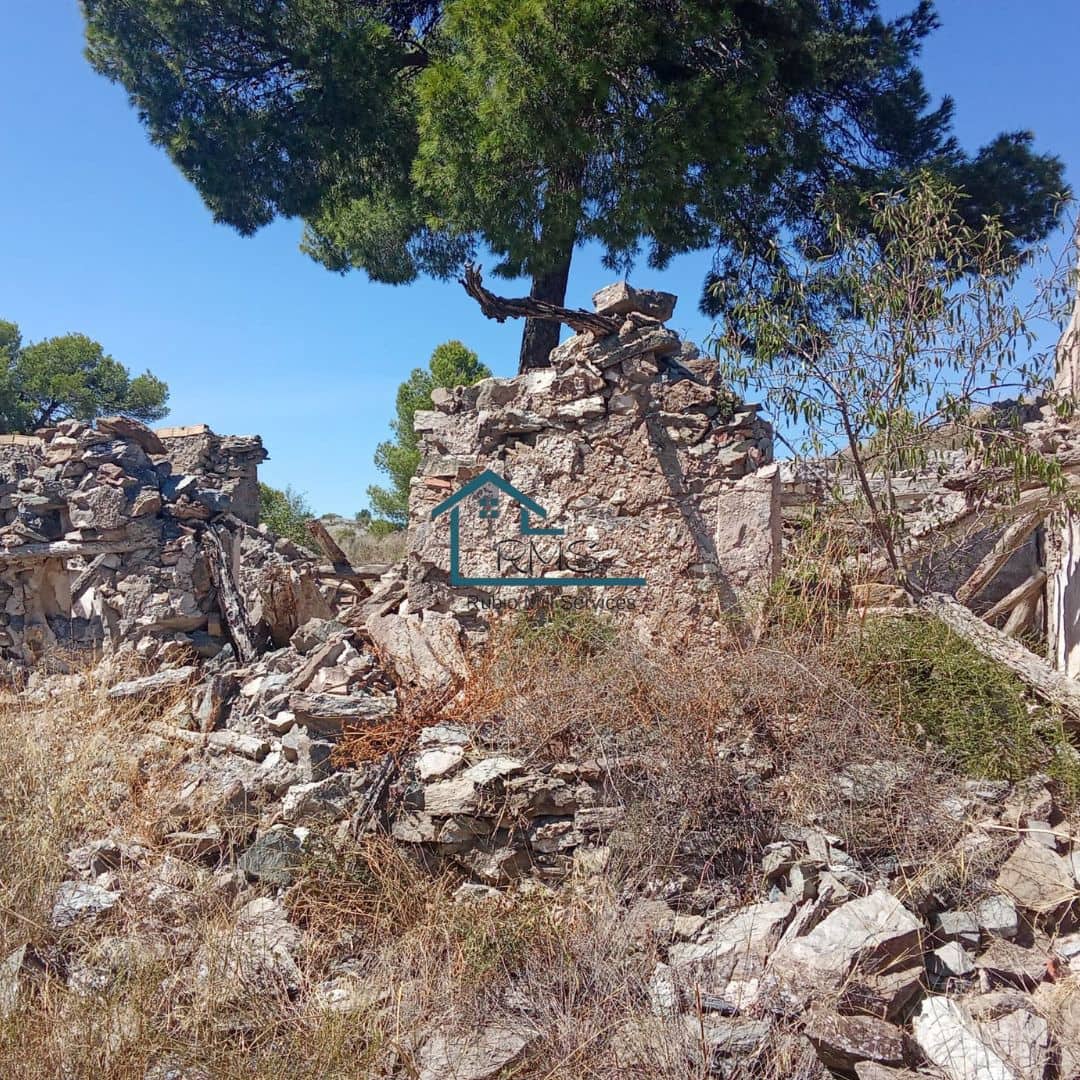 Ruin till salu i Henares - 45 000 € (Ref: 9231256)