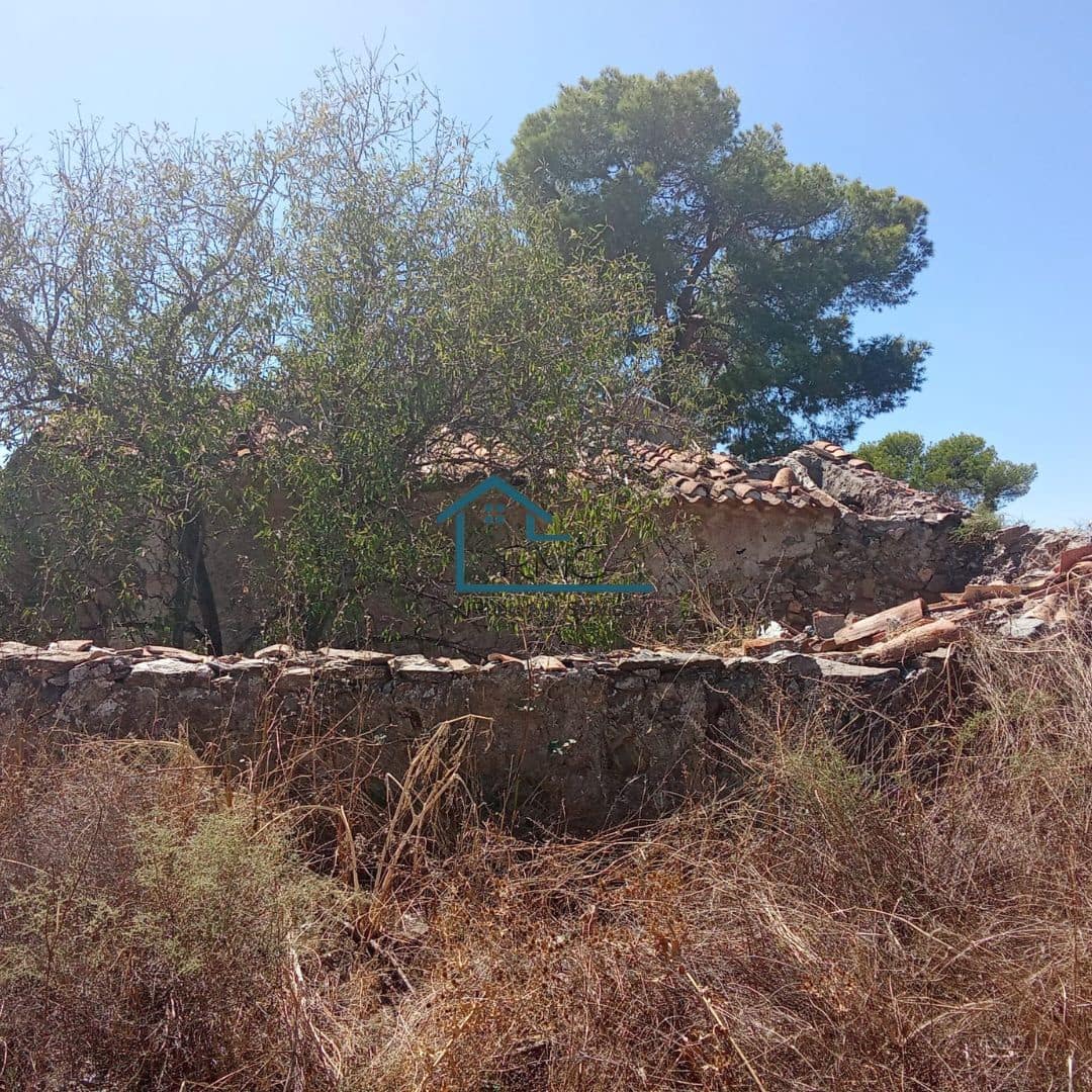 Ruin till salu i Henares - 45 000 € (Ref: 9231256)