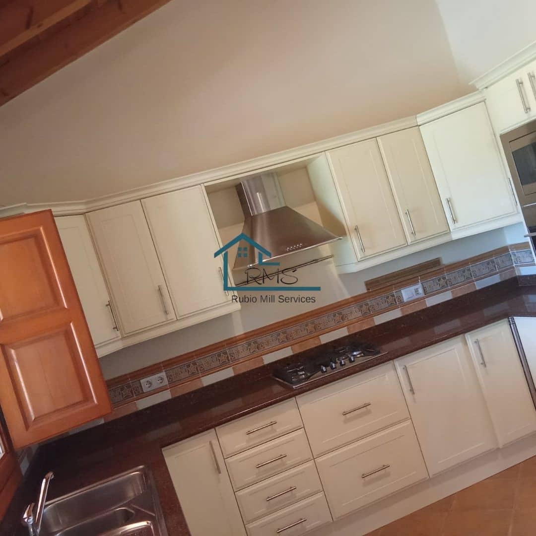 3 slaapkamer Villa te koop in Velez-Blanco met zwembad garage - € 265.000 (Ref: 9247665)