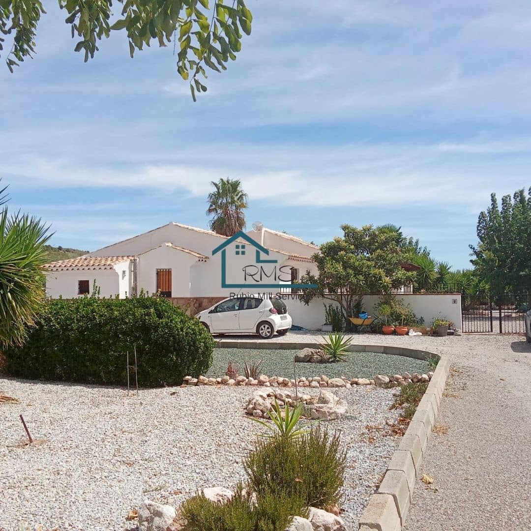 3 slaapkamer Villa te koop in Velez-Blanco met zwembad garage - € 265.000 (Ref: 9247665)