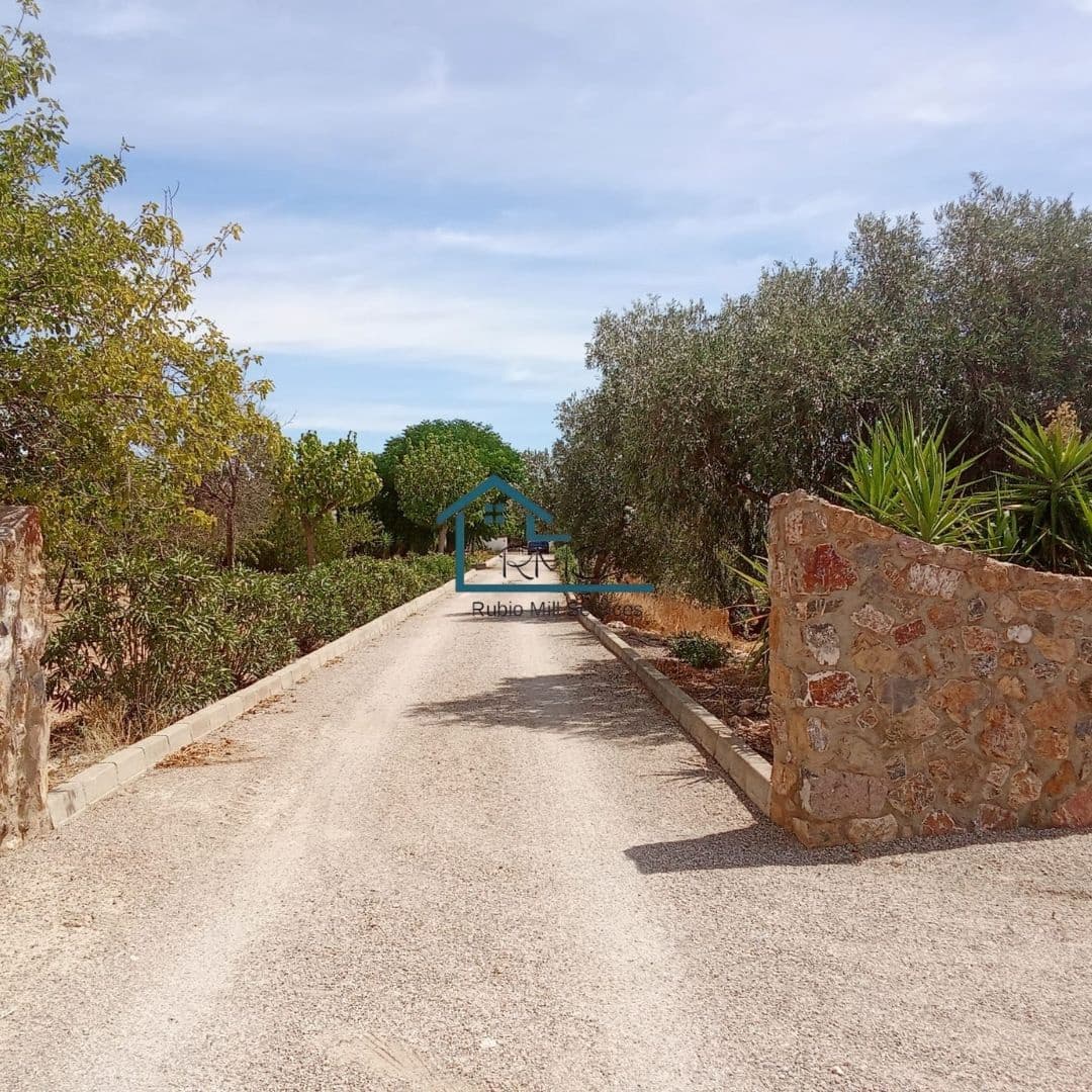 3 slaapkamer Villa te koop in Velez-Blanco met zwembad garage - € 265.000 (Ref: 9247665)