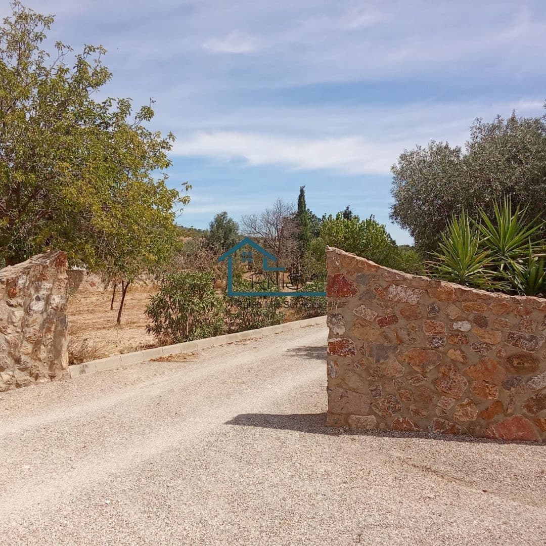 3 slaapkamer Villa te koop in Velez-Blanco met zwembad garage - € 265.000 (Ref: 9247665)