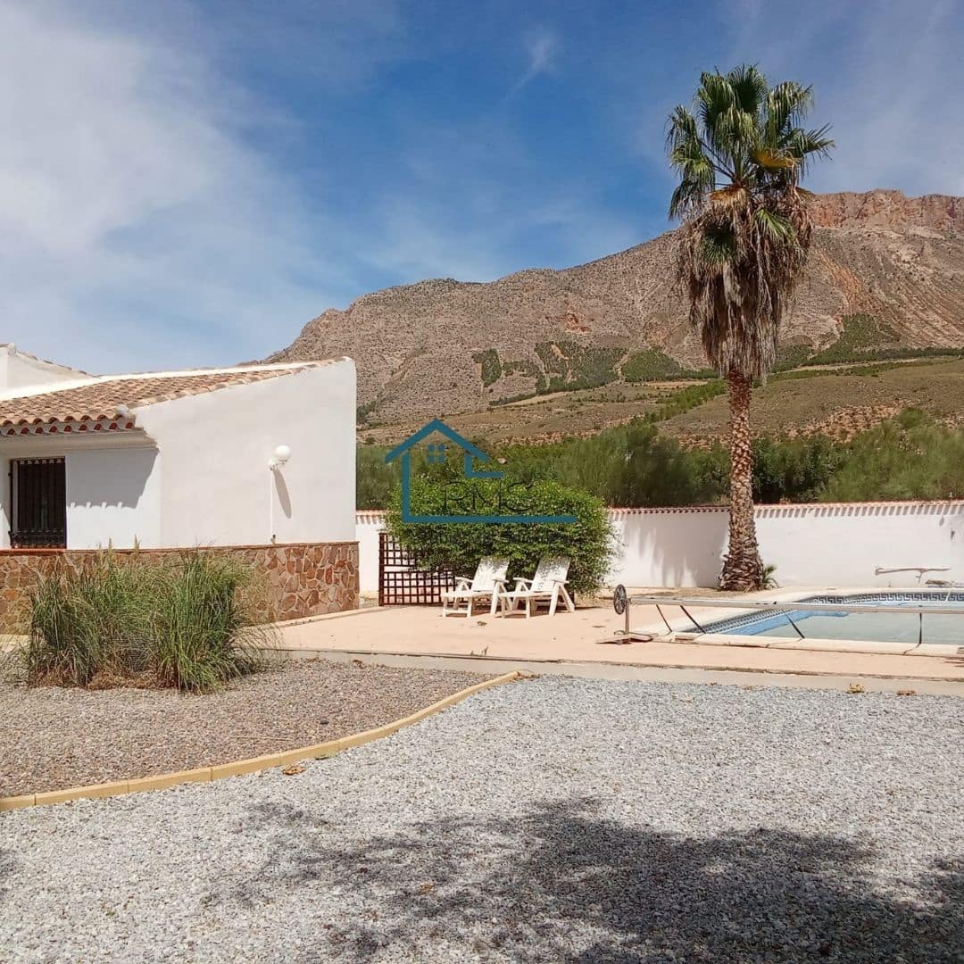 3 slaapkamer Villa te koop in Velez-Blanco met zwembad garage - € 265.000 (Ref: 9247665)