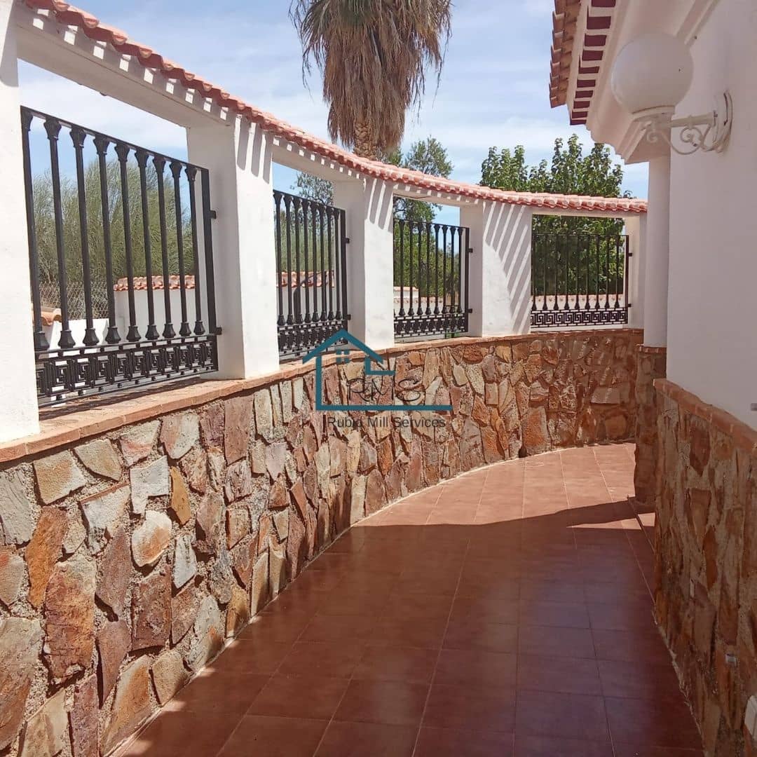 3 slaapkamer Villa te koop in Velez-Blanco met zwembad garage - € 265.000 (Ref: 9247665)