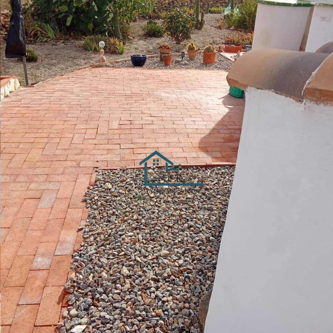 5 bedroom Finca/Country House for sale in Chirivel with pool garage - € 395,000 (Ref: 9371287)