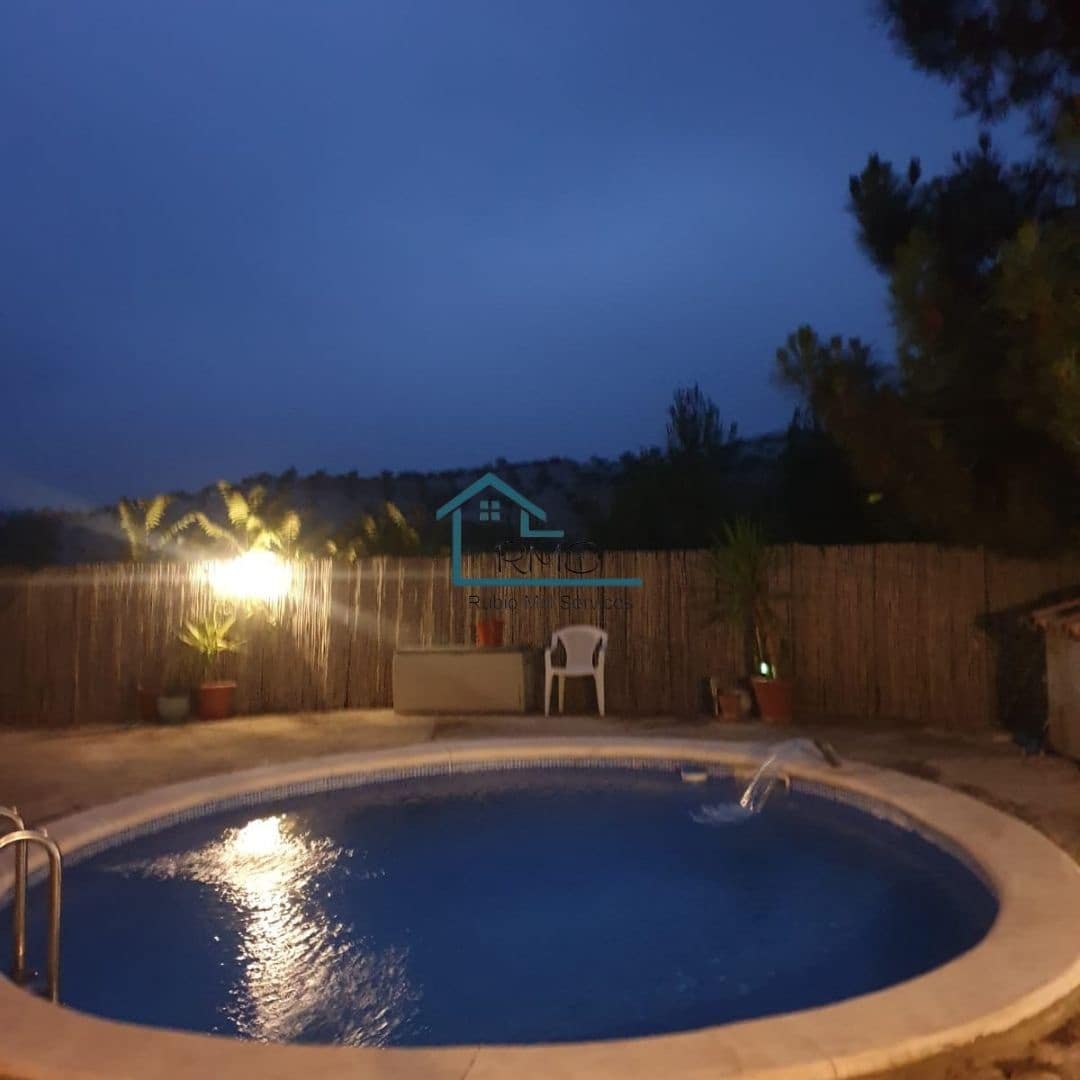 3 slaapkamer Villa te koop in Velez-Rubio met zwembad garage - € 229.000 (Ref: 9417832)