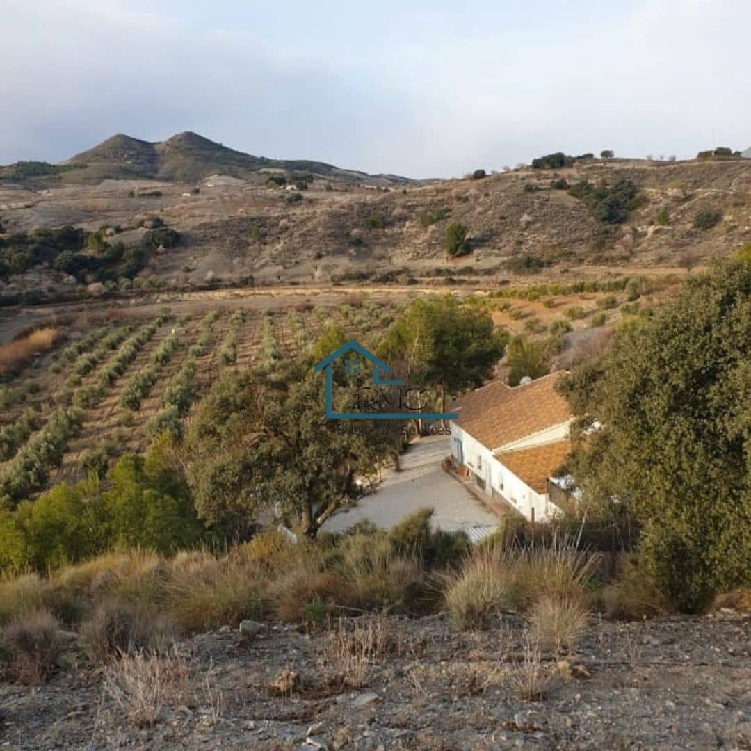 3 slaapkamer Villa te koop in Velez-Rubio met zwembad garage - € 229.000 (Ref: 9417832)