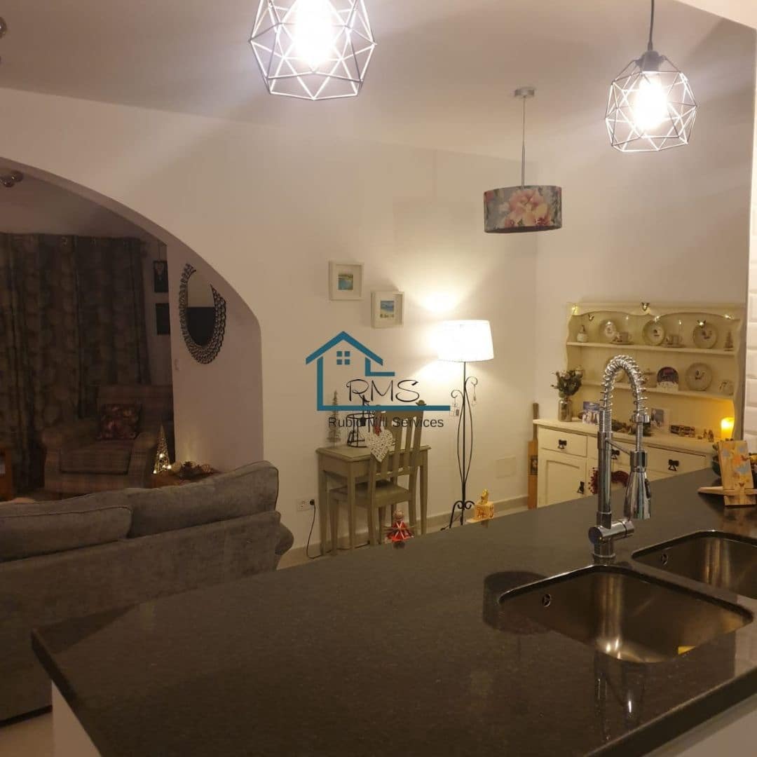 3 slaapkamer Villa te koop in Velez-Rubio met zwembad garage - € 229.000 (Ref: 9417832)