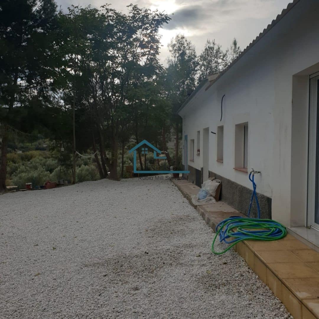 3 slaapkamer Villa te koop in Velez-Rubio met zwembad garage - € 229.000 (Ref: 9417832)