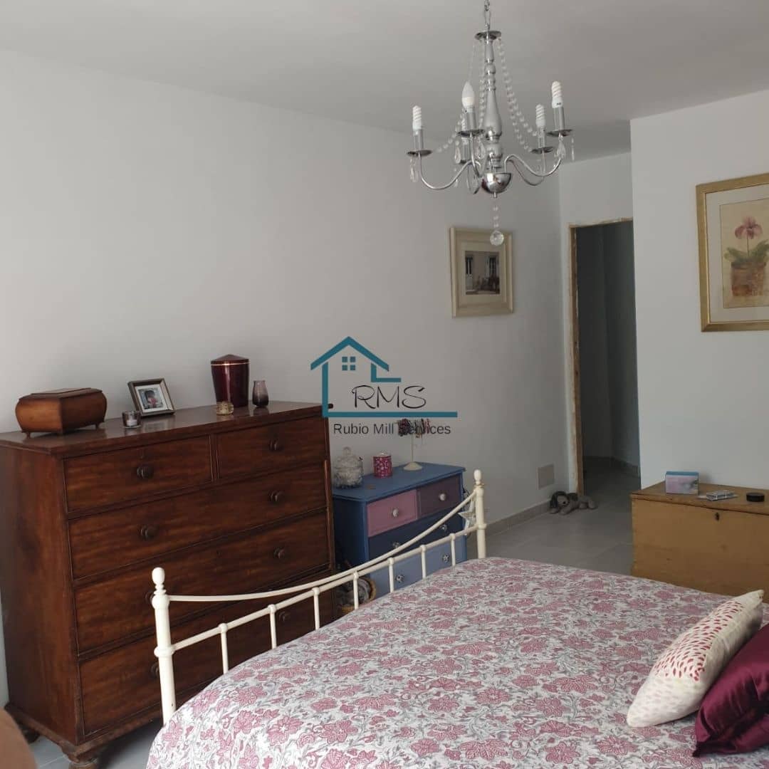 3 slaapkamer Villa te koop in Velez-Rubio met zwembad garage - € 229.000 (Ref: 9417832)