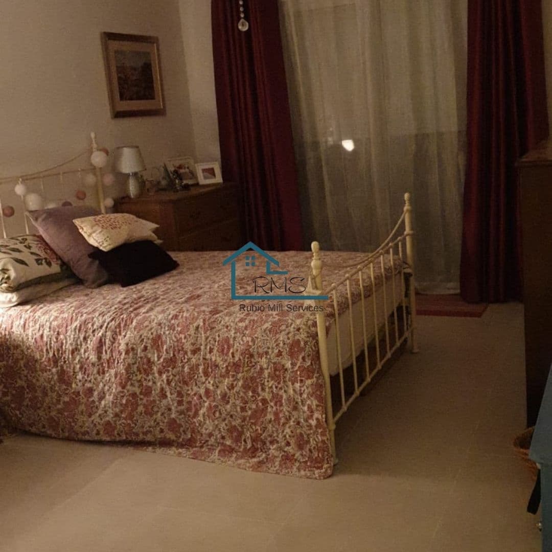 3 slaapkamer Villa te koop in Velez-Rubio met zwembad garage - € 229.000 (Ref: 9417832)