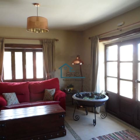 7 quarto Quinta/Casa Rural para venda em Chirivel com garagem - 280 000 € (Ref: 9545992)