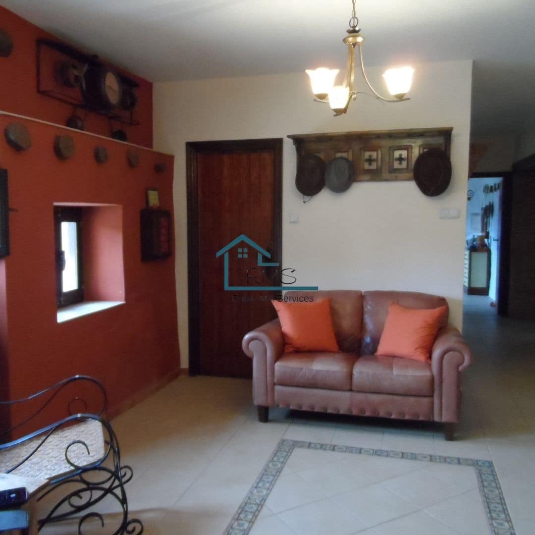 7 quarto Quinta/Casa Rural para venda em Chirivel com garagem - 280 000 € (Ref: 9545992)