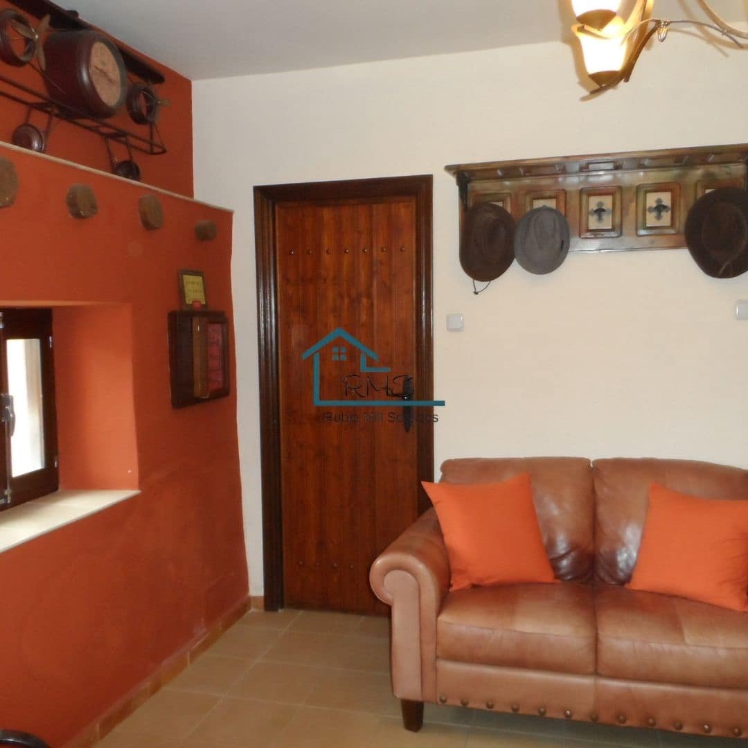 7 quarto Quinta/Casa Rural para venda em Chirivel com garagem - 280 000 € (Ref: 9545992)