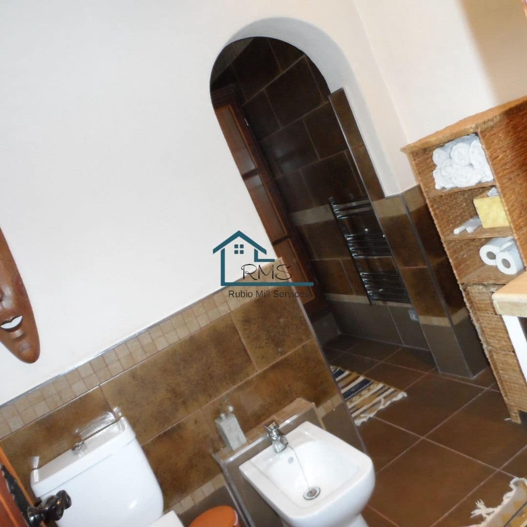 7 quarto Quinta/Casa Rural para venda em Chirivel com garagem - 280 000 € (Ref: 9545992)