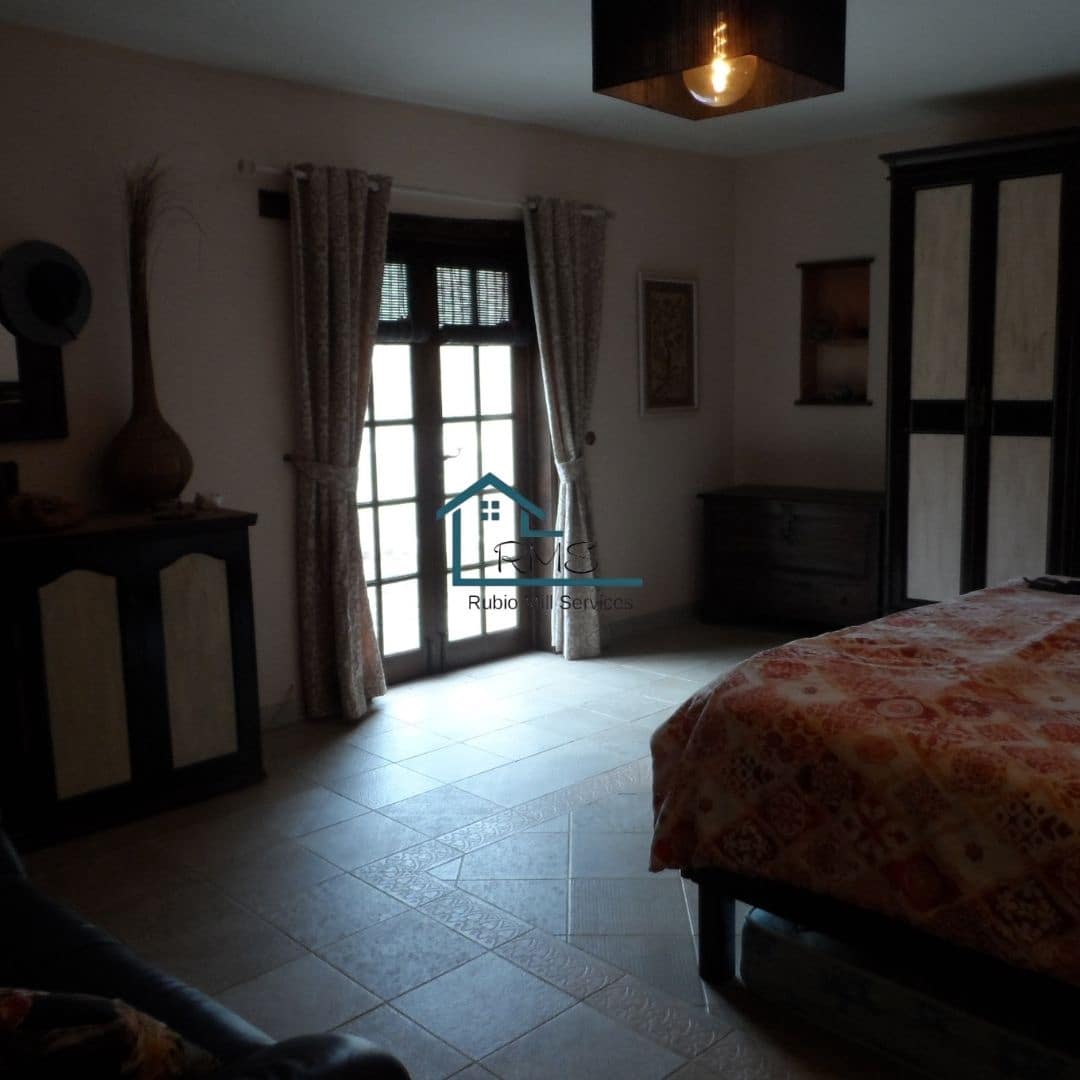 7 quarto Quinta/Casa Rural para venda em Chirivel com garagem - 280 000 € (Ref: 9545992)