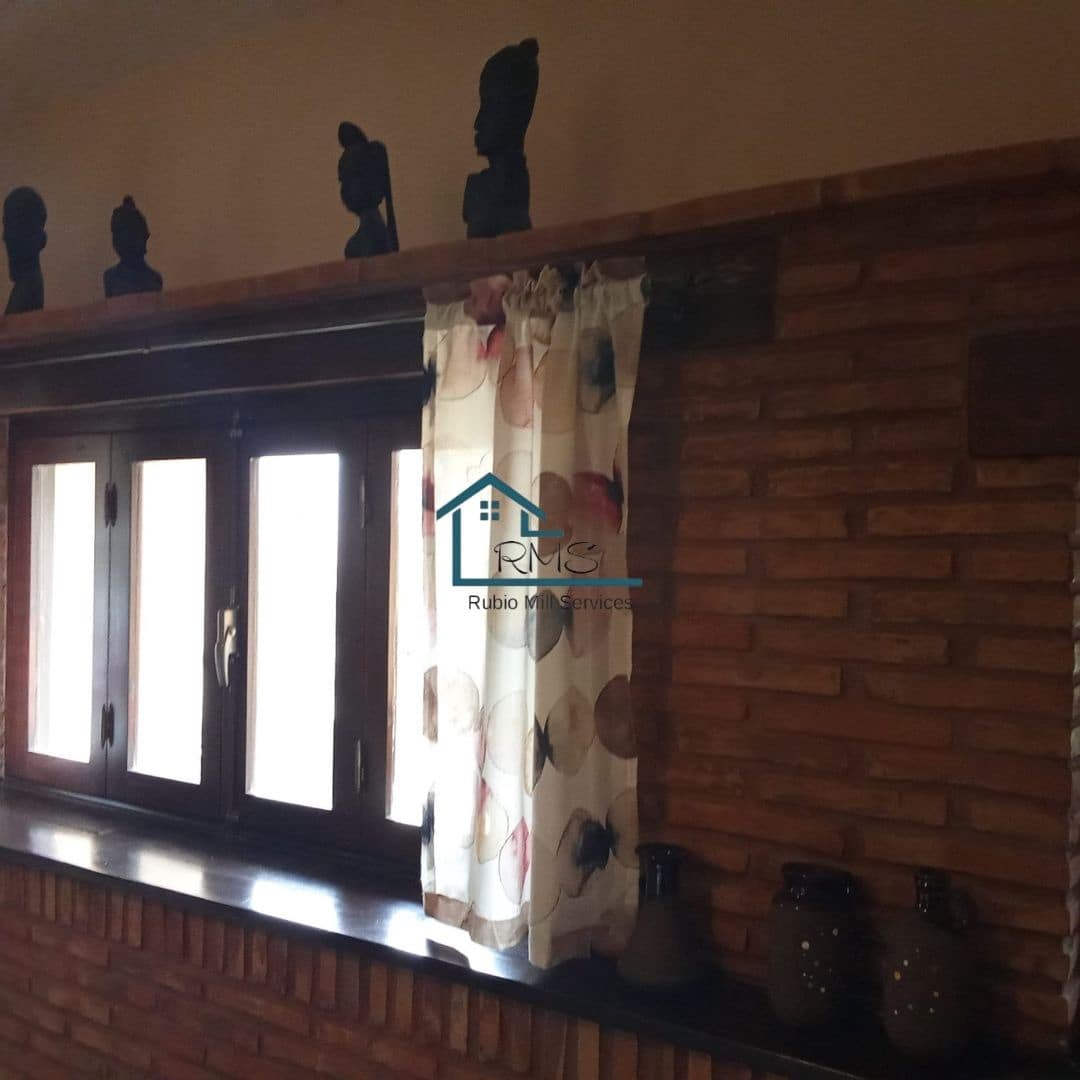 7 quarto Quinta/Casa Rural para venda em Chirivel com garagem - 280 000 € (Ref: 9545992)