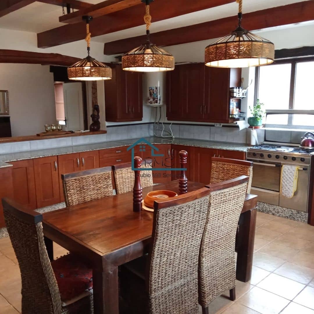 7 quarto Quinta/Casa Rural para venda em Chirivel com garagem - 280 000 € (Ref: 9545992)