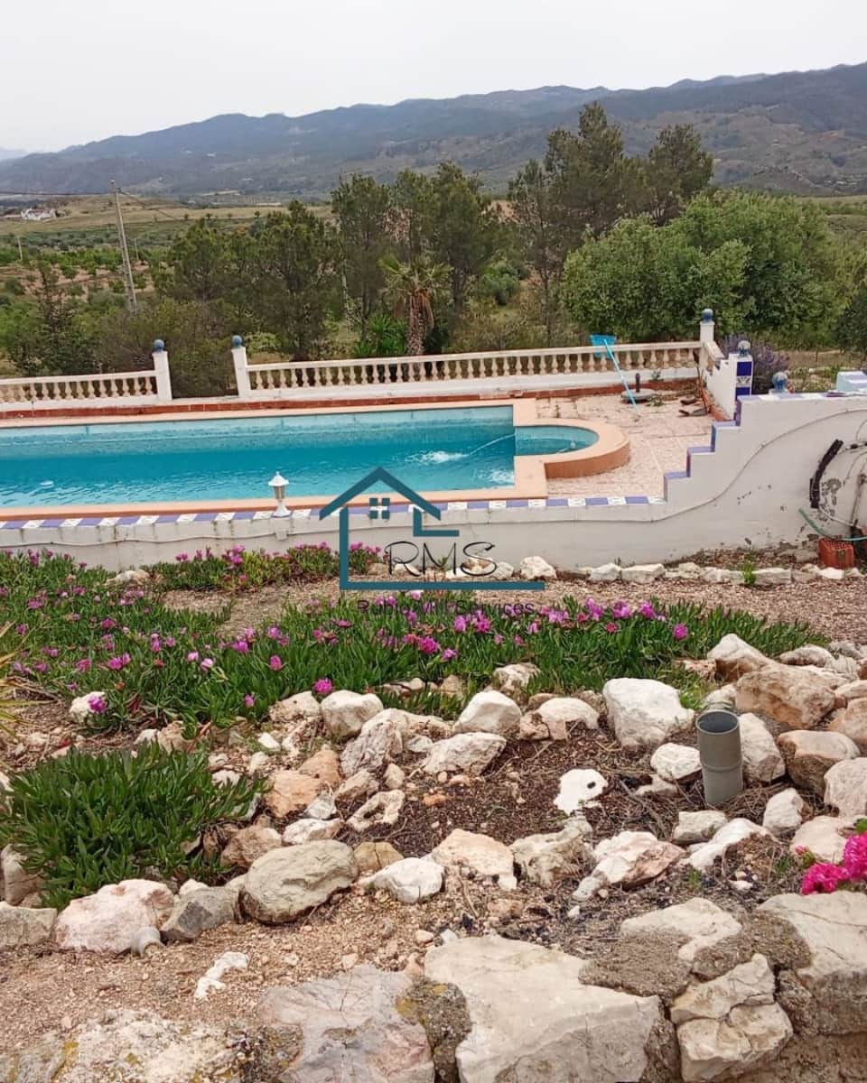 5 bedroom Finca/Country House for sale in Lorca with pool garage - € 325,000 (Ref: 9814085)