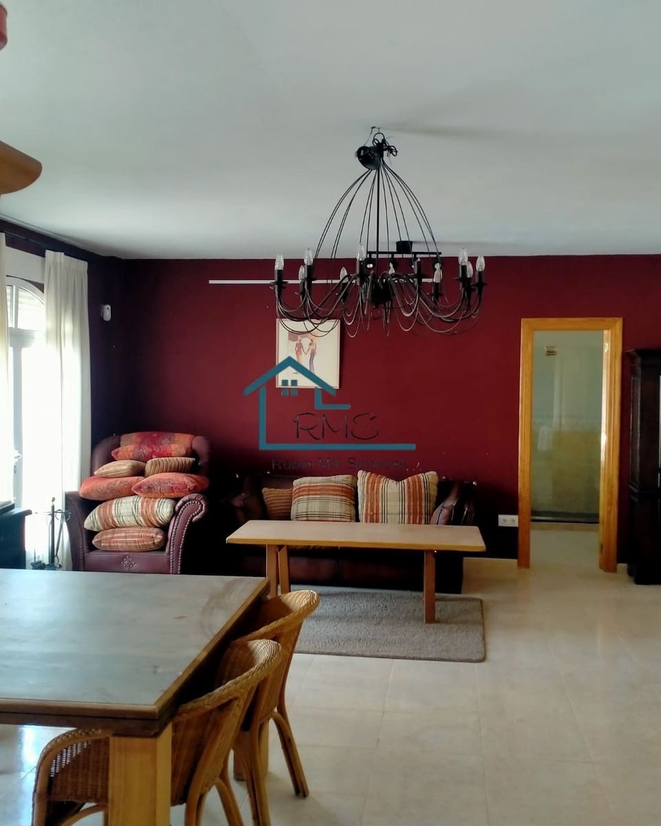3 slaapkamer Villa te koop in Urcal met zwembad garage - € 320.000 (Ref: 9839957)