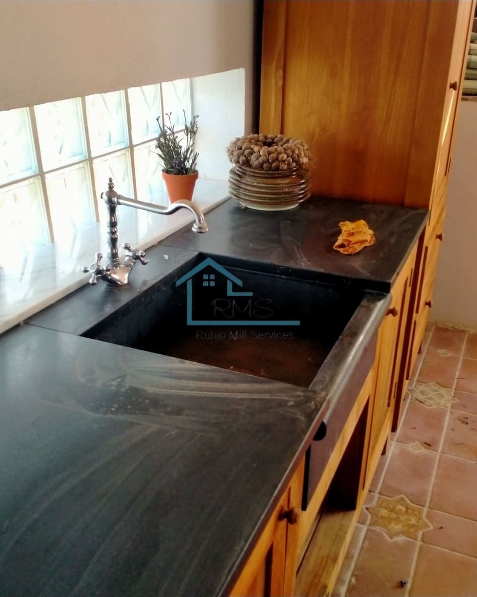 3 slaapkamer Villa te koop in Urcal met zwembad garage - € 320.000 (Ref: 9839957)