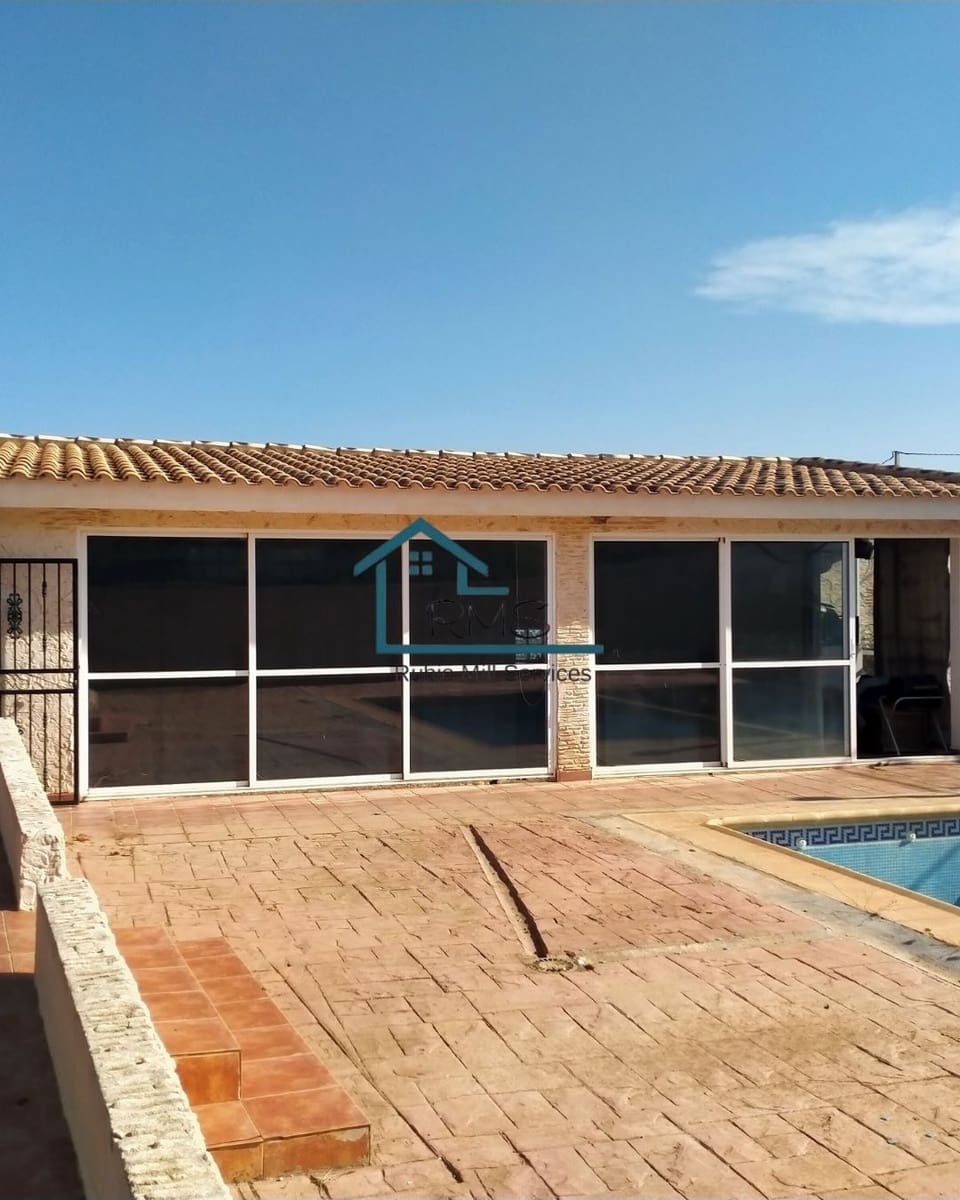 3 slaapkamer Villa te koop in Urcal met zwembad garage - € 320.000 (Ref: 9839957)