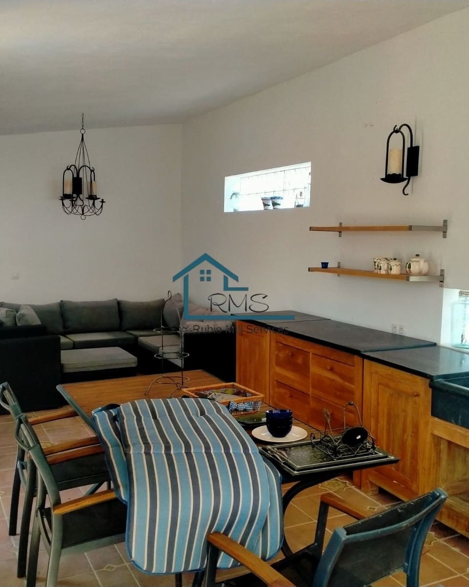 3 slaapkamer Villa te koop in Urcal met zwembad garage - € 320.000 (Ref: 9839957)