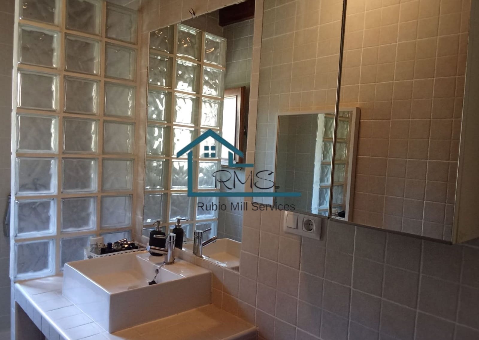 4 chambre Villa/Maison à vendre à Velez-Blanco avec garage - 247 500 € (Ref: 9943834)