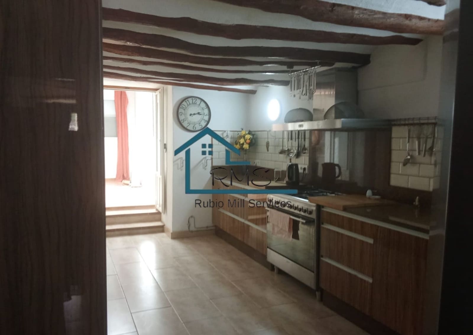 8 bedroom Villa for sale in Velez-Blanco with pool garage - € 499,950 (Ref: 9961758)
