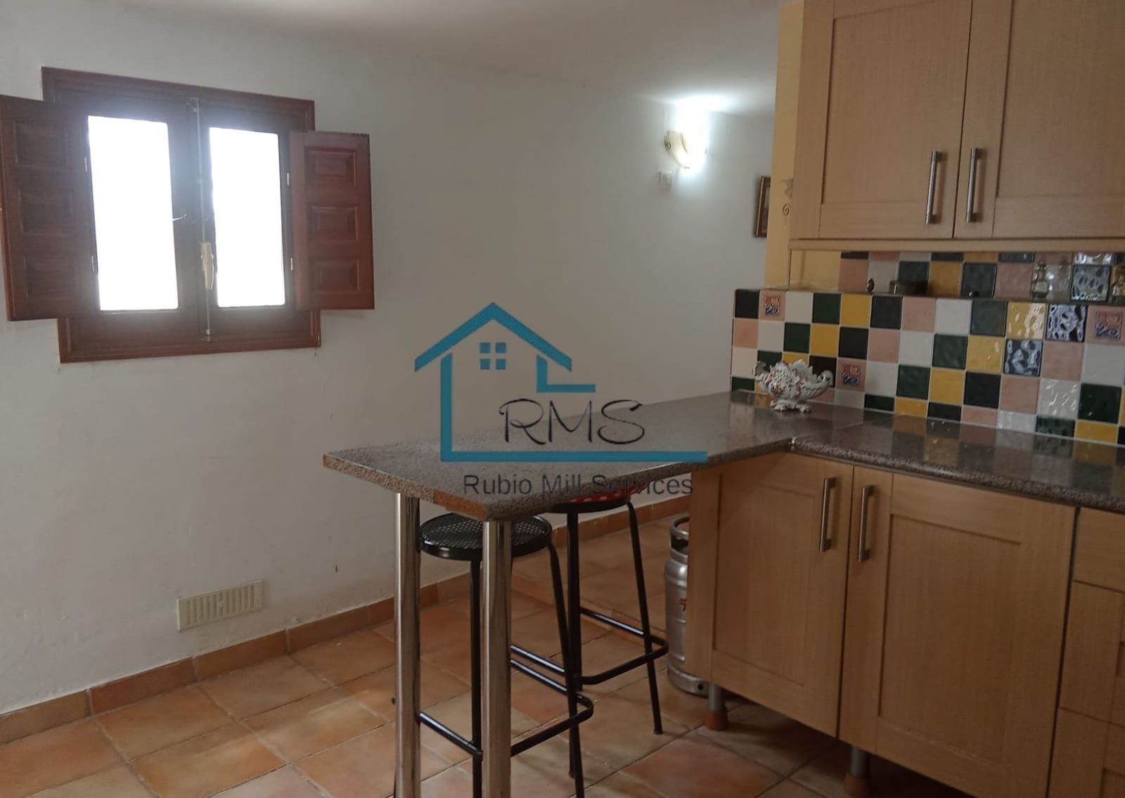 8 bedroom Villa for sale in Velez-Blanco with pool garage - € 499,950 (Ref: 9961758)