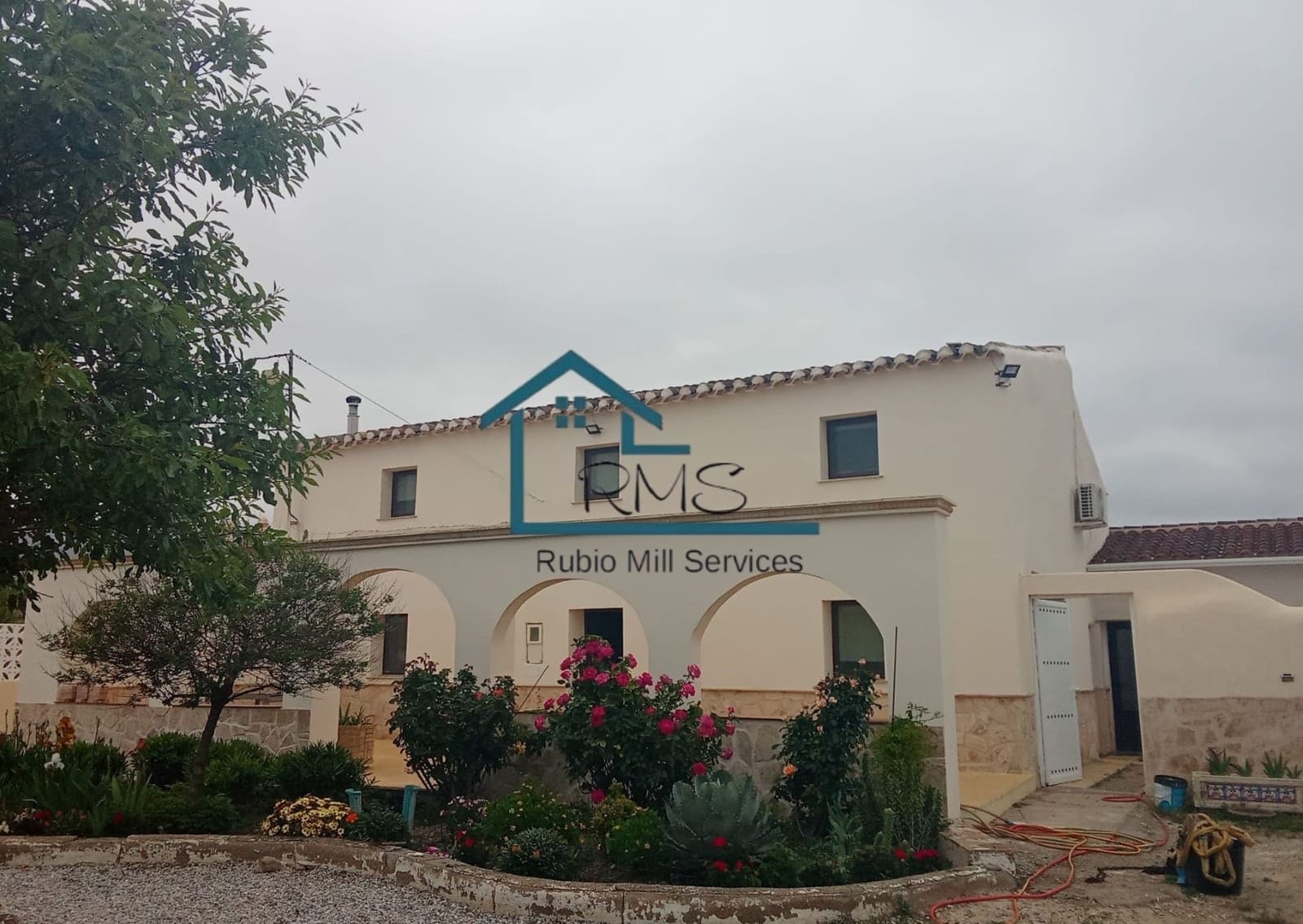 8 bedroom Villa for sale in Velez-Blanco with pool garage - € 499,950 (Ref: 9961758)