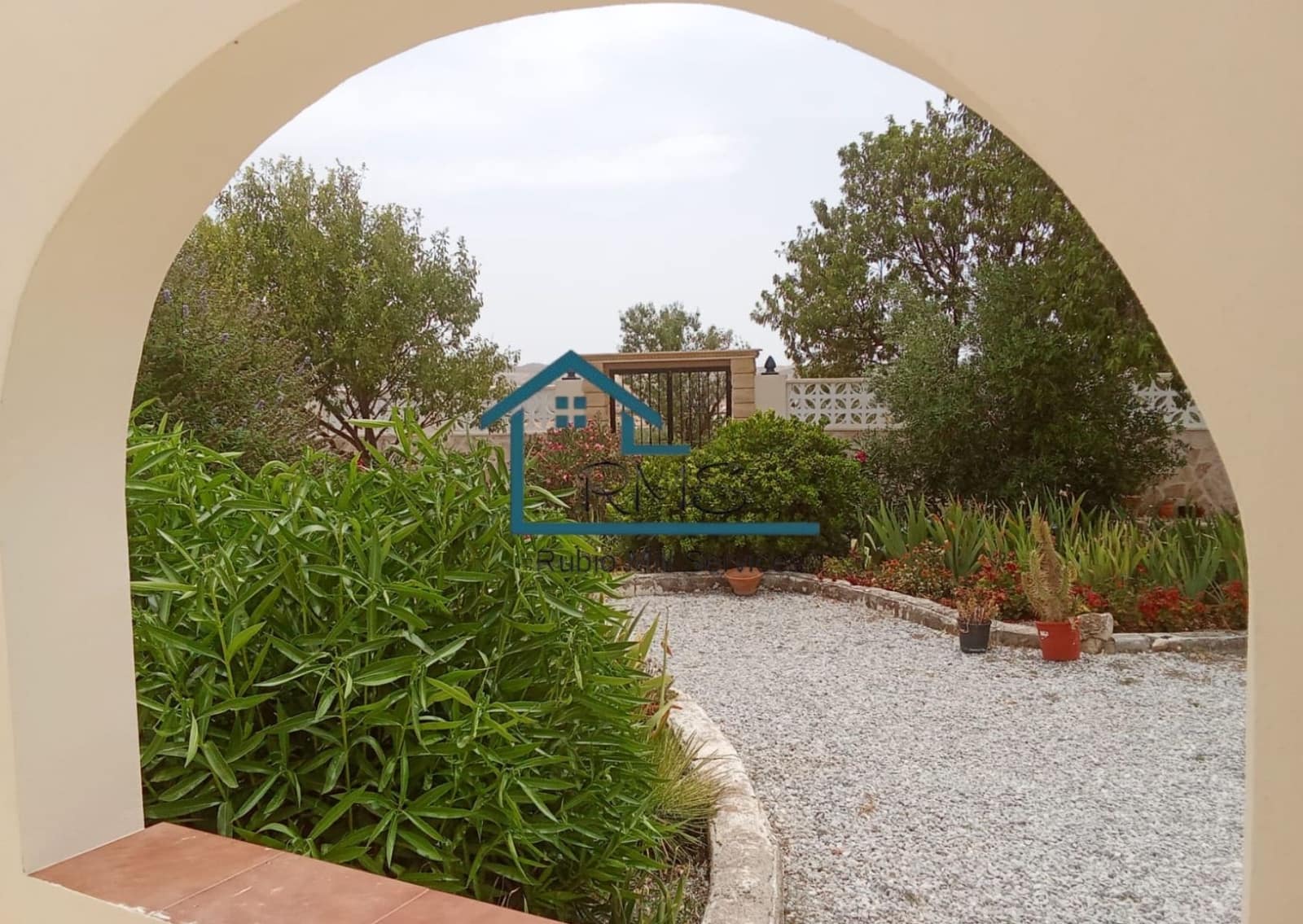 8 bedroom Villa for sale in Velez-Blanco with pool garage - € 499,950 (Ref: 9961758)
