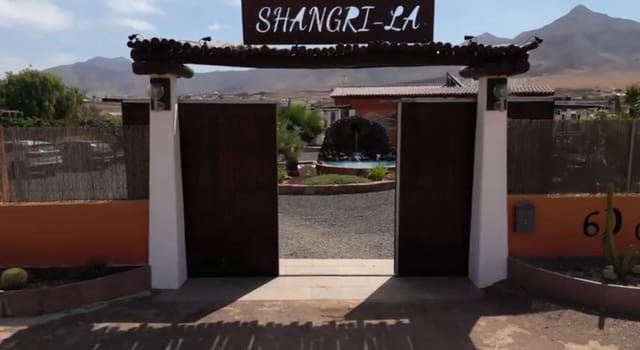 8 bedroom Finca/Country House for sale in Puerto del Rosario with pool garage - € 1,149,000 (Ref: 9436281)