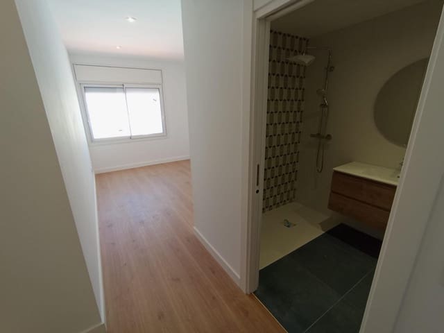 Appartement de 3 chambres à louer à Mataró - 1 450 € (Ref: 9841225)